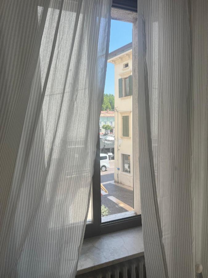 La Torretta Apartment Peschiera del Garda Eksteriør billede