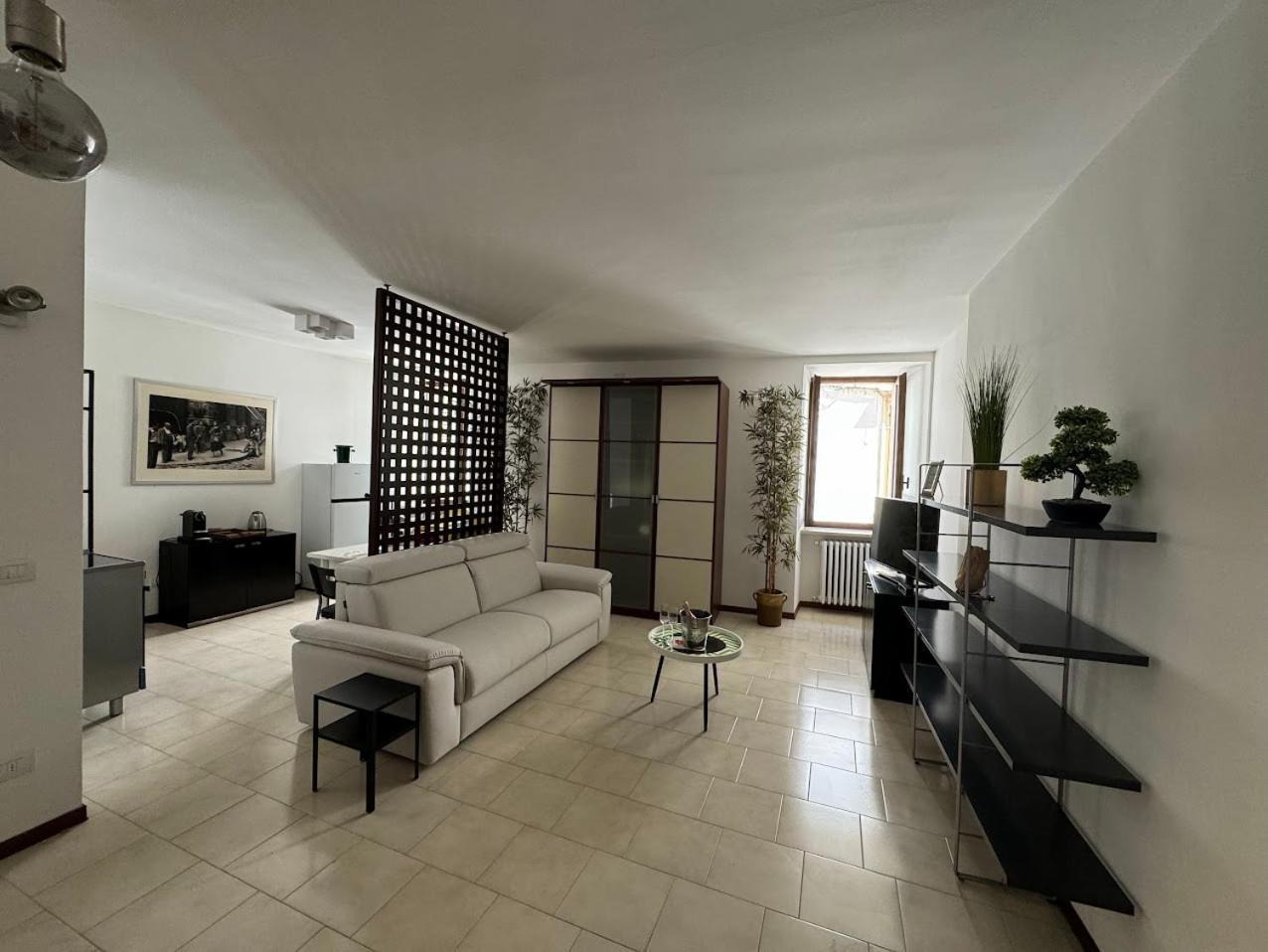 La Torretta Apartment Peschiera del Garda Eksteriør billede