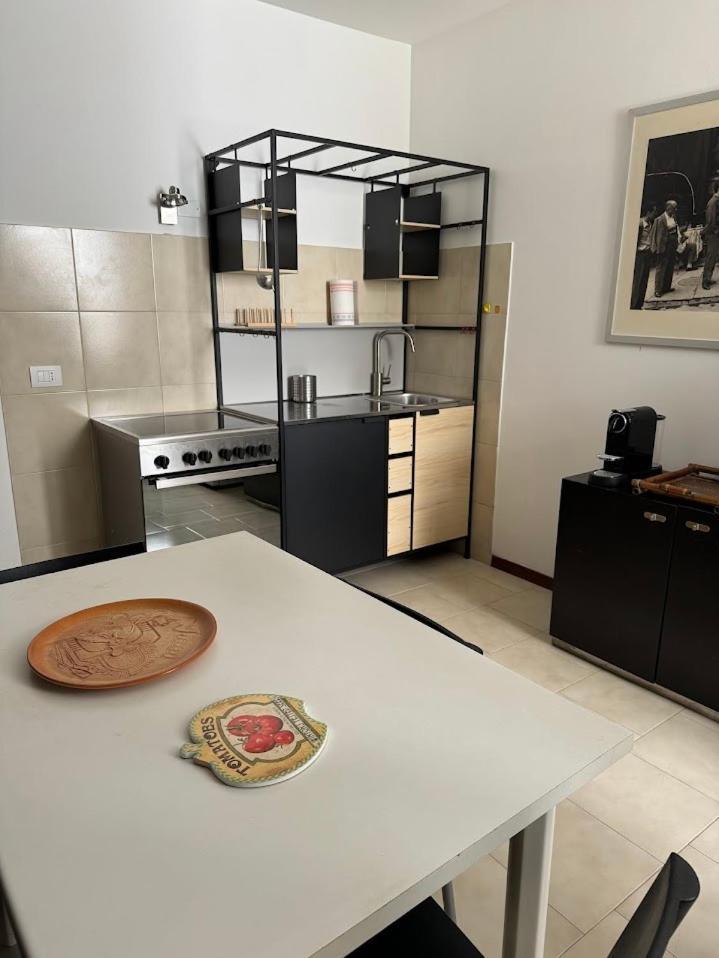 La Torretta Apartment Peschiera del Garda Eksteriør billede