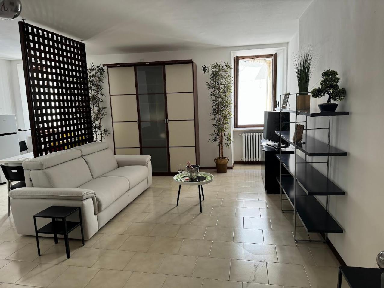 La Torretta Apartment Peschiera del Garda Eksteriør billede